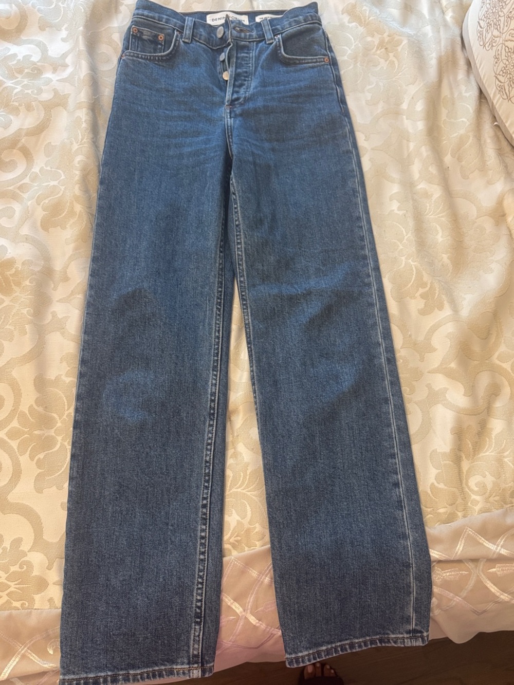 THE ARLO HI-RISE STRAIGHT JEAN